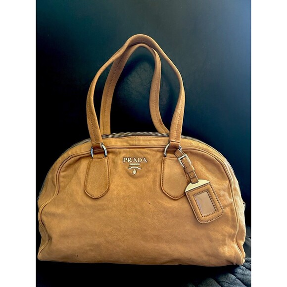 Prada Genuine Leather Shoulder/Handbag In Camel Zip Closure With Lock Luxury - Picture 1 of 16